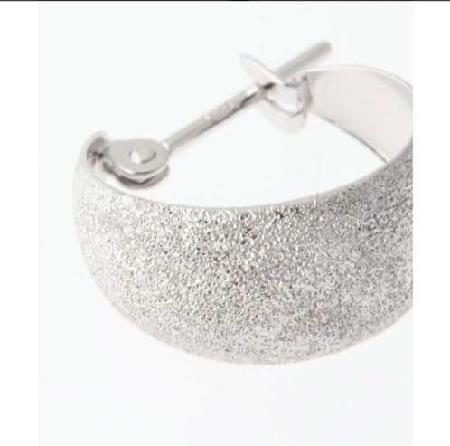 Lilas　三日月ダイヤポイントフープ　ピアス　k10　ホワイトゴールド　両耳