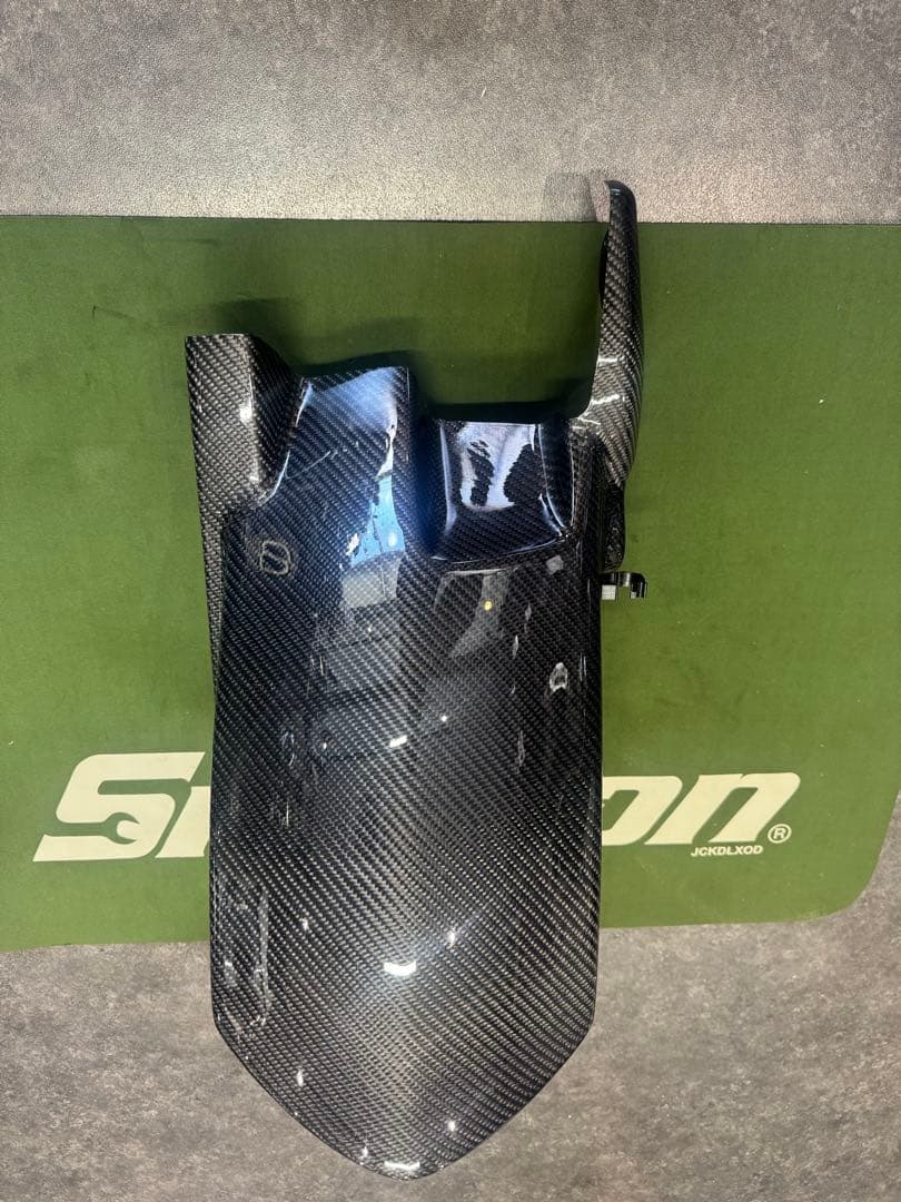 NINJA1000SX Z1000 クレバーウルフ　リアフェンダーカーボン綾織