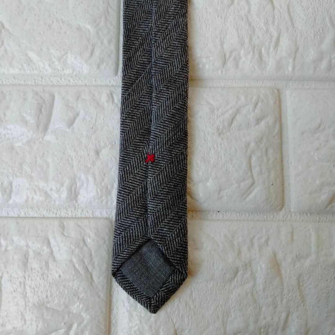 ブルネロクチネリ【美品】ネクタイ　グレー系　ウール/シルク　最高級ネクタイ