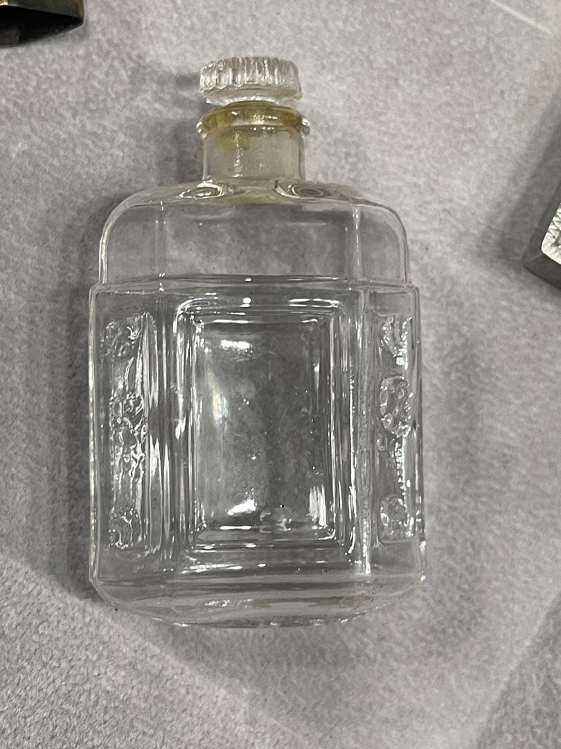 MARCEL PAUTOT アールデコ香水ボトル ガラスと金属 香水瓶 フランス