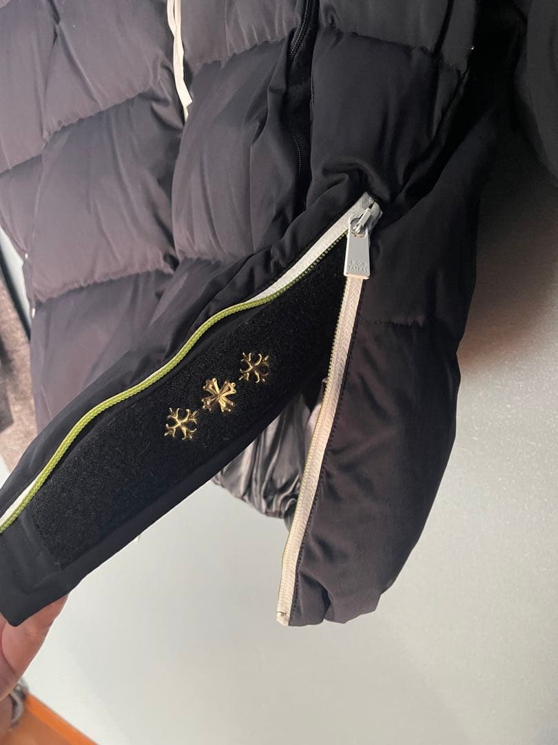 く*う様 TATRAS美品/CALIMA/ダウンジャケット/ブラック