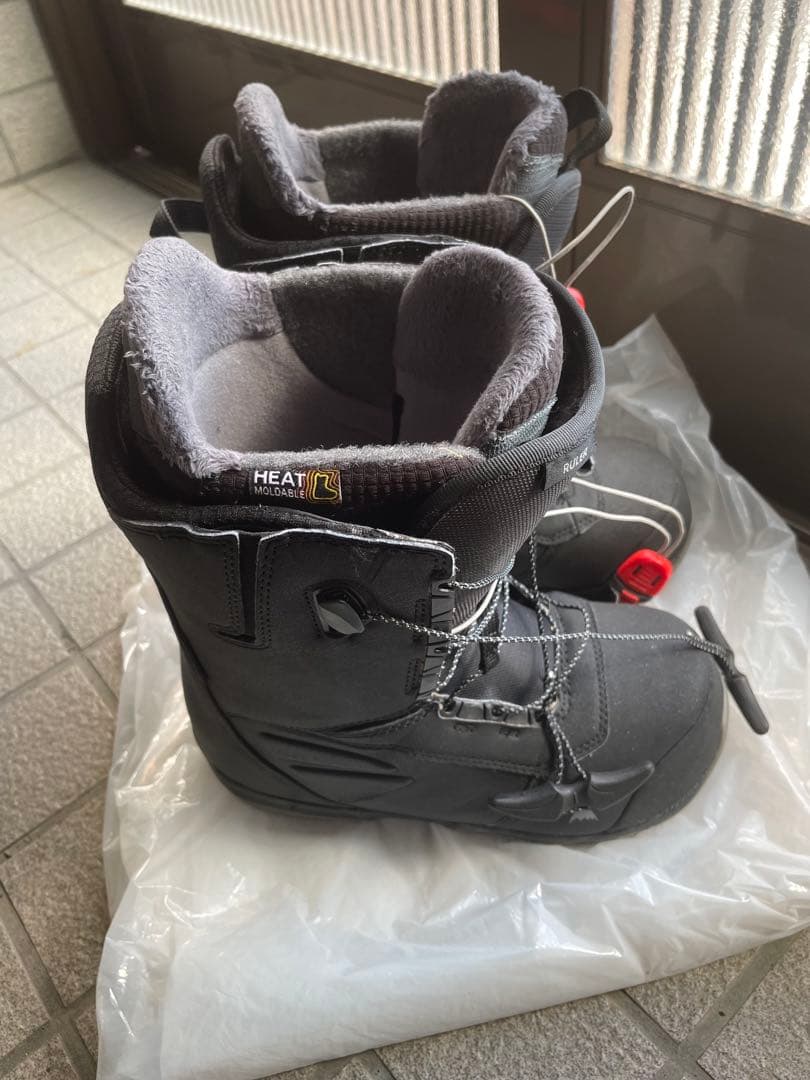 25.0 BURTON スノボブーツ
