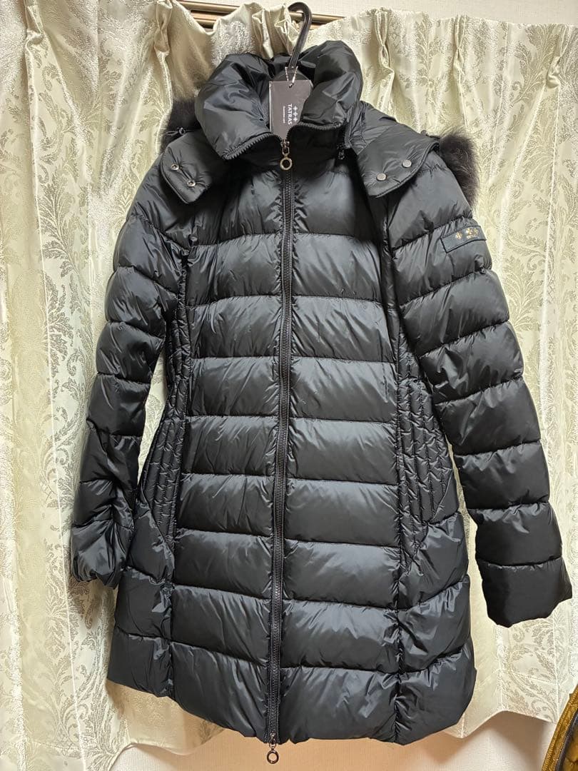 タトラス　サルマ　ダウン