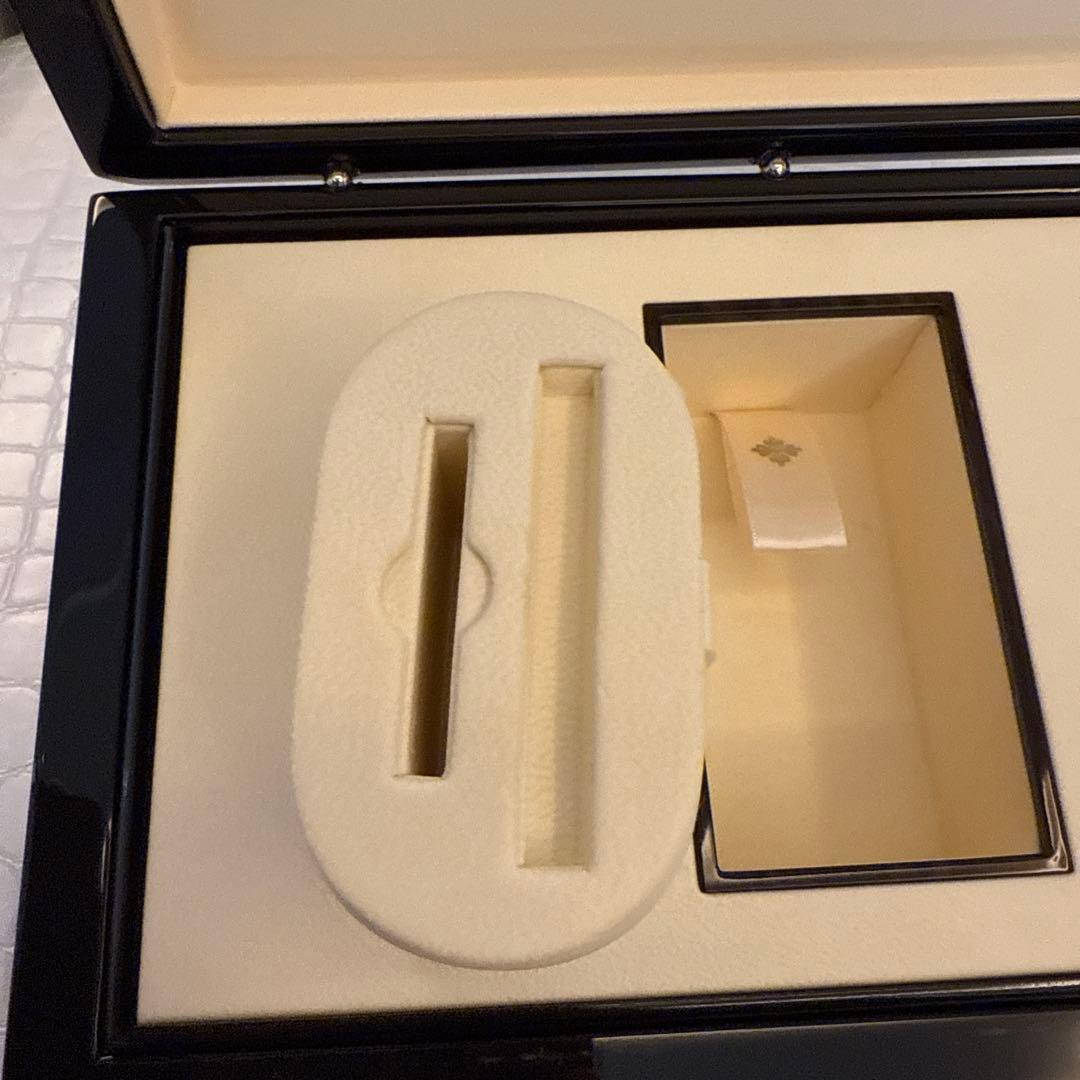 パテックフリップダークブラウン 木製時計収納ボックス