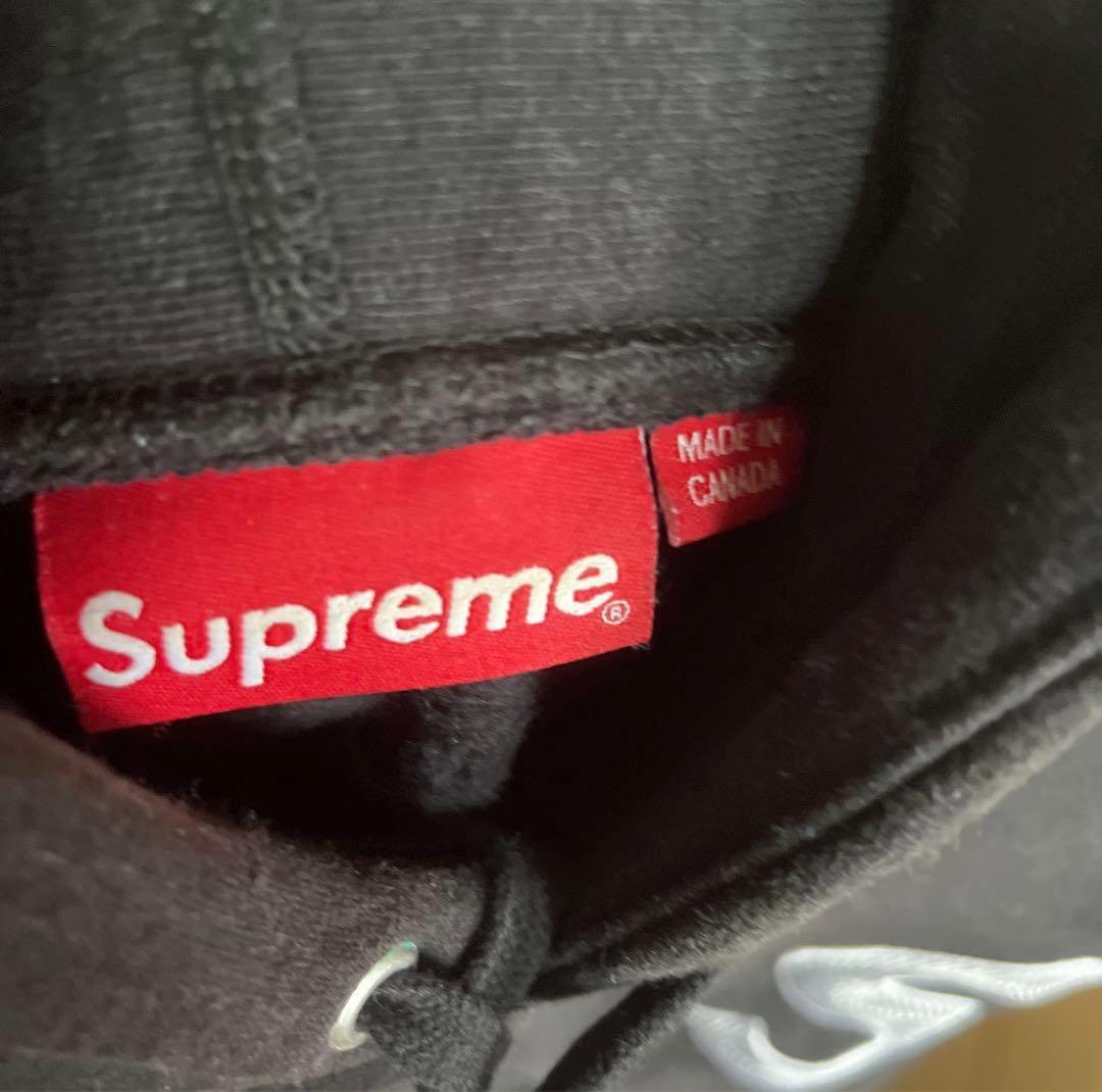 Supreme Sロゴブラックパーカー