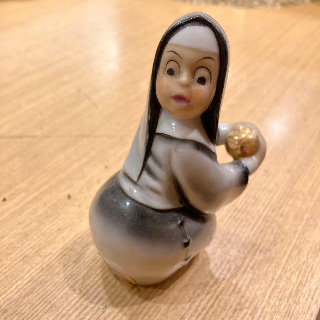 1930年代陶器製 修道女 フィギュア