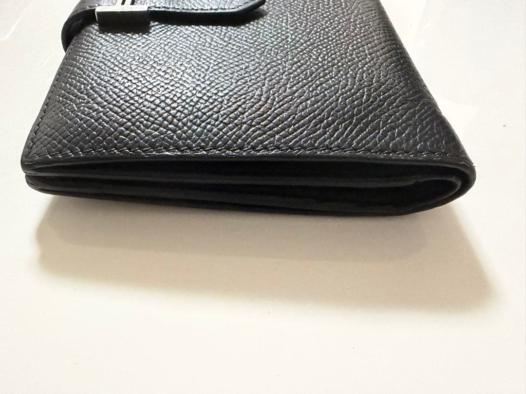 HERMES 二つ折り財布 黒 レザー