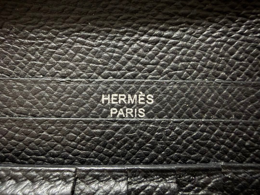 HERMES 二つ折り財布 黒 レザー