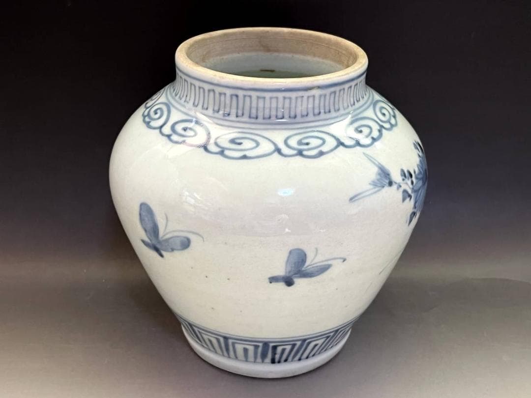 壷■李朝 染付 花蝶唐草紋 青華 古玩 唐物 花瓶 花器 中国 時代物 骨董品■