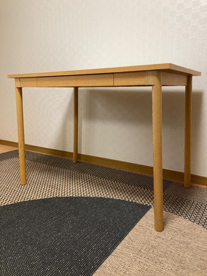 IDEE STILT TABLE 1000 White イデースティルトテーブル