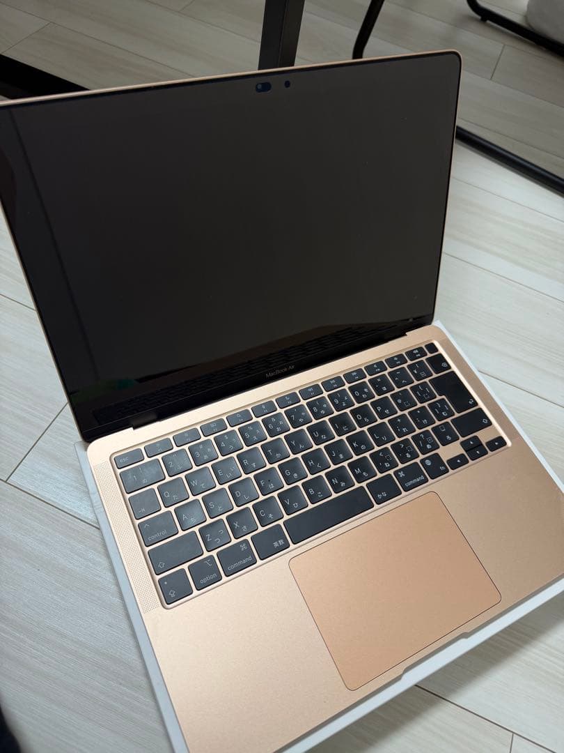 MacBook Air 13インチ M1 8GB 256GB