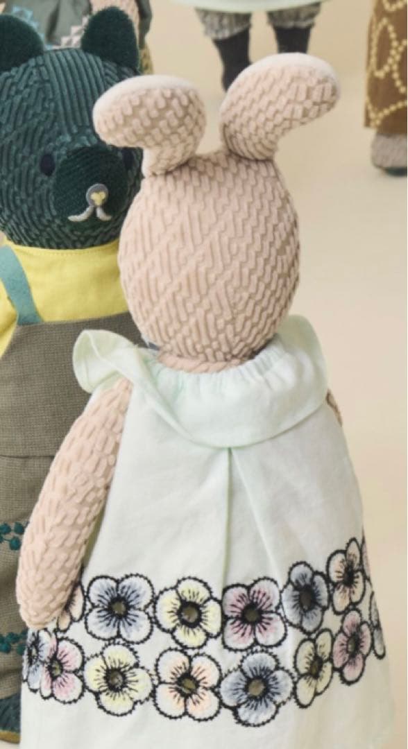 ミナペルホネン うさぎのぬいぐるみ