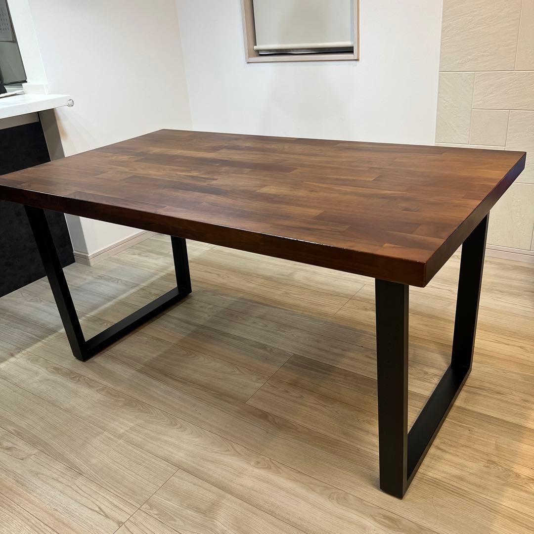 【東京インテリア】 ダイニングテーブル