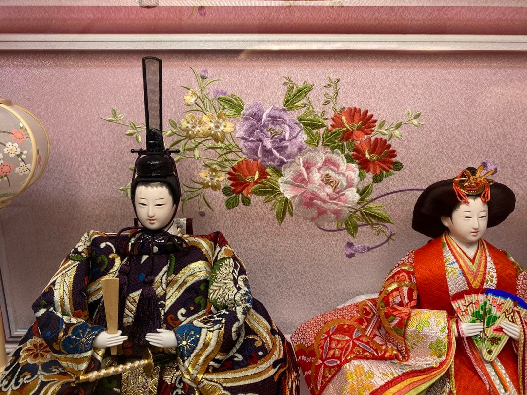 東京久月　雛人形オルゴール付き親王飾り・間口約６１×奥行約３４×高さ約３８㎝