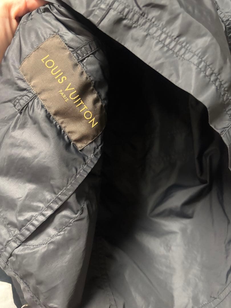 希少Louis Vuitton ダークグレー ミリタリージャケット ルイヴィトン