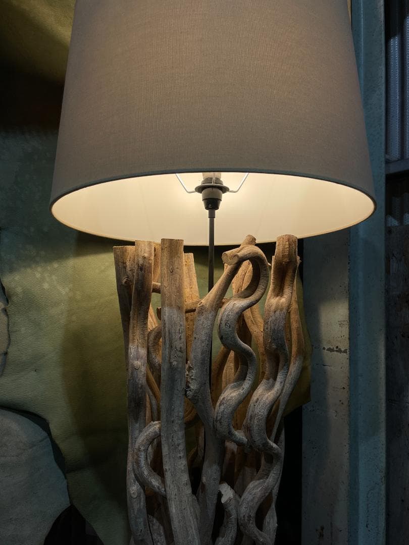 ◉KARE Design◉ Scultra　スカルトラ　流木 フロアランプ