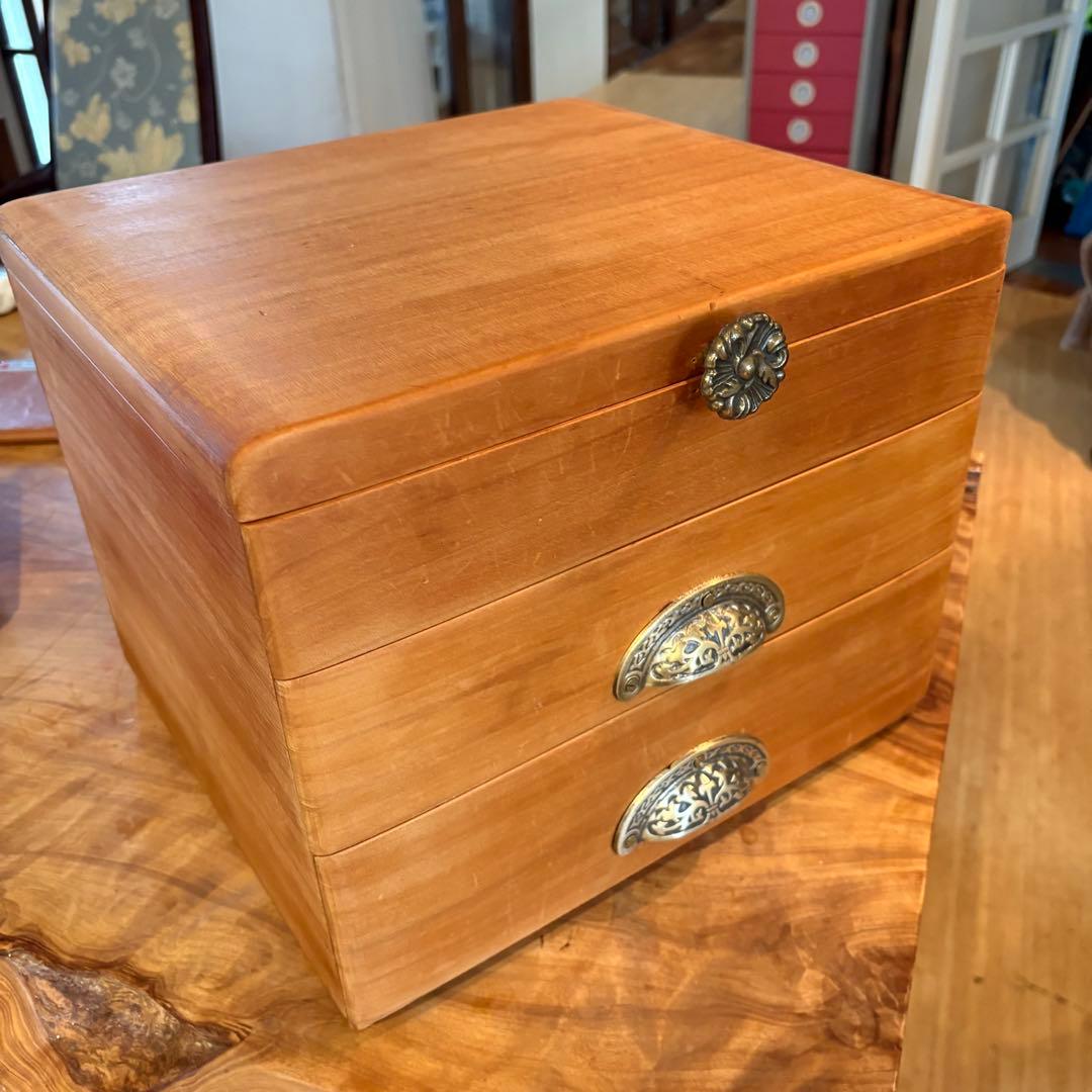 無垢材 × 真鍮 取っ手 ／丁寧な暮らしのための 木製 収納 チェスト