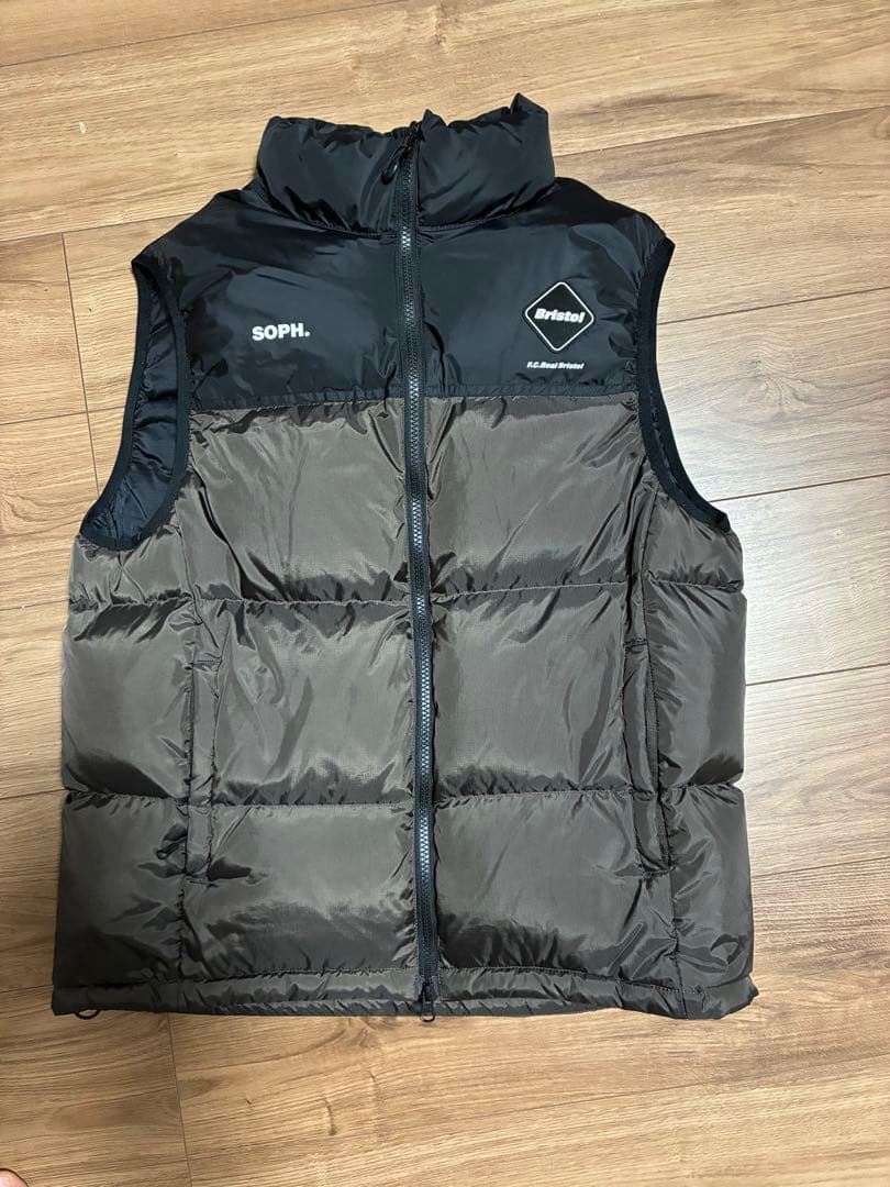 ウェア F.C.Real Bristol DOWN VEST