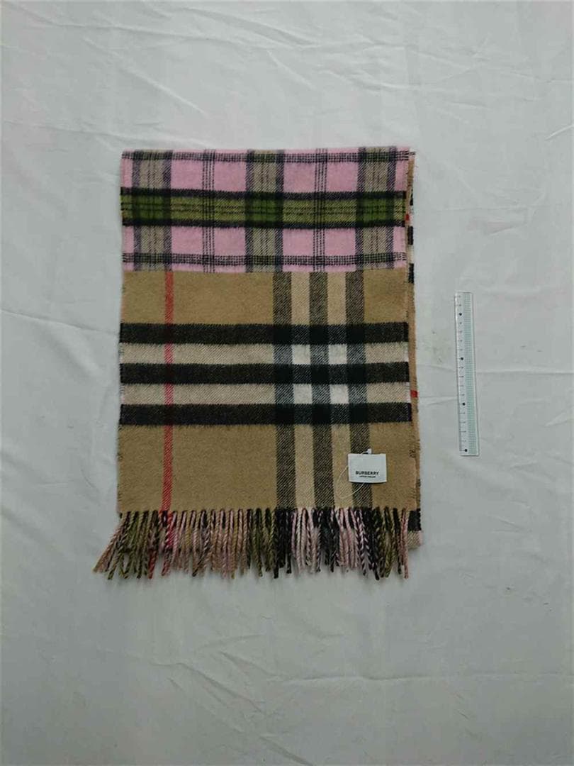 ＆バーバリー チェック柄 カシミヤ100％ ベージュ系 レディース