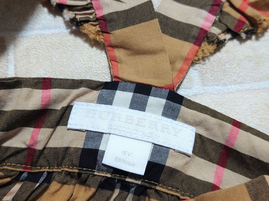 美品　バーバリー　BURBERRY　ノバチェック　ジャンパースカート　4Y　8Y