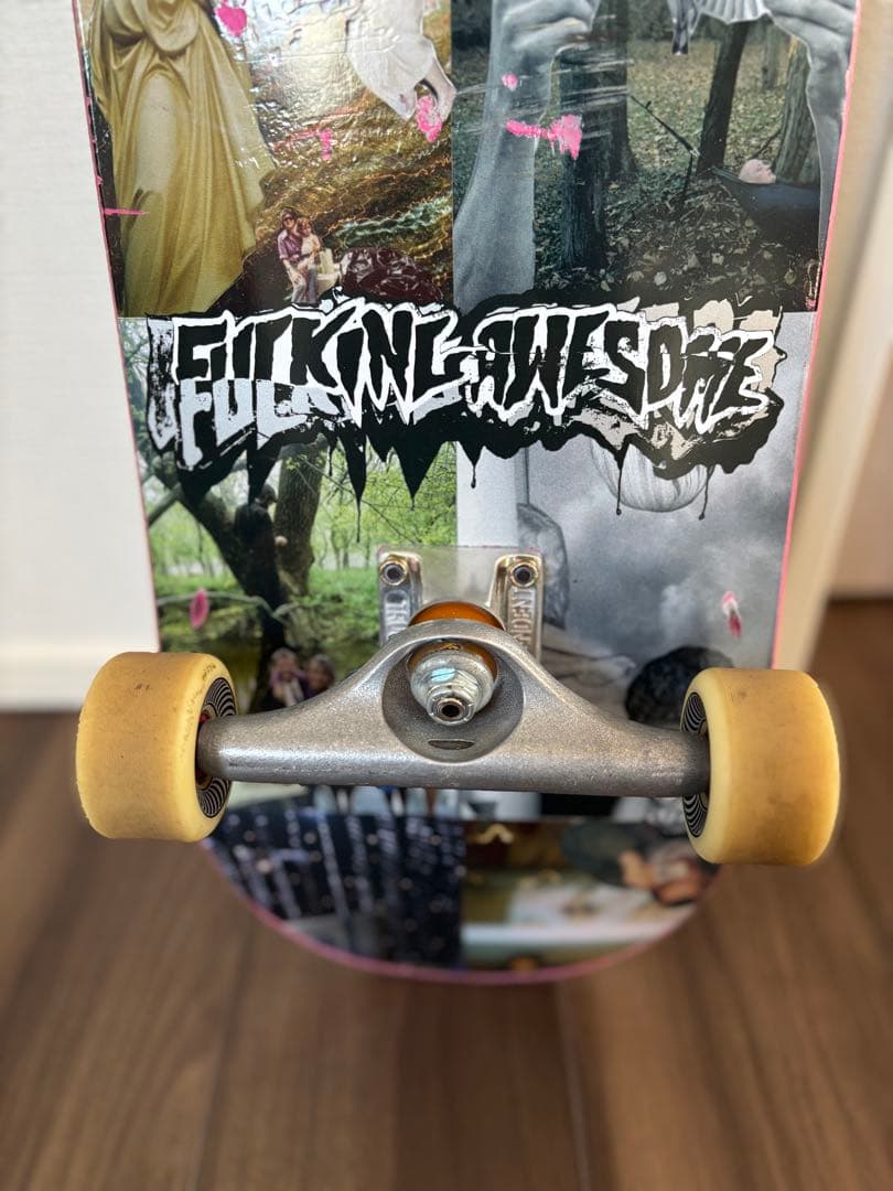 値下げ!FUCKING AWESOME スケートボード コンプリート8.5インチ