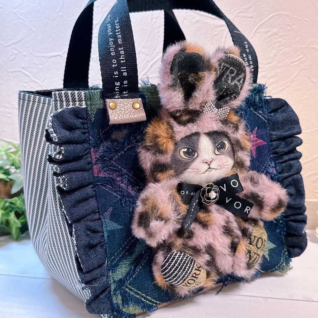 ゆ*ら様 コヤンイサムチョン♡新作♡ジョース君のうさぎ着ぐるみキューブトートバッ