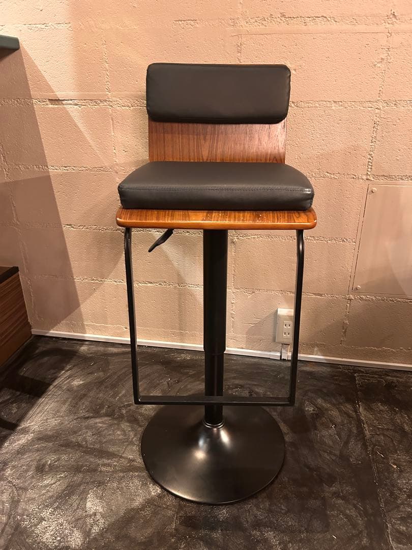 neko_no_dgoさん2脚ハイチェア