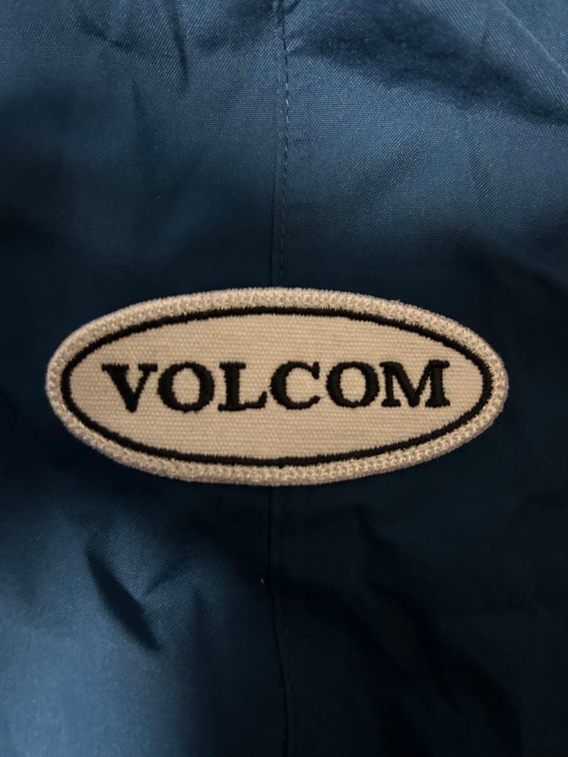 VOLCOM アーサーロンゴ GORE-TEX XL 新品　上下セット。