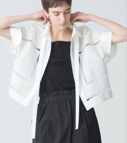 エブール　フラッフィーオーガンジーブラウス