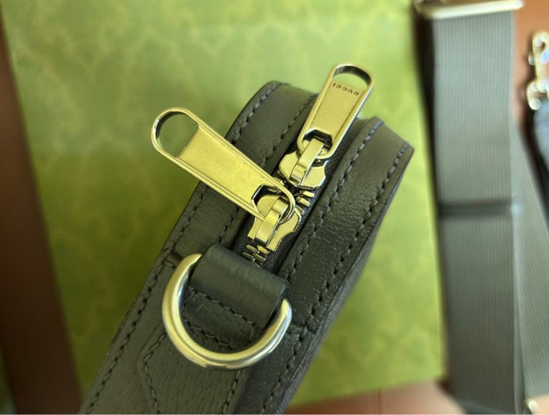 【大幅値下げ】GG メッセンジャー&クロスボディバッグ