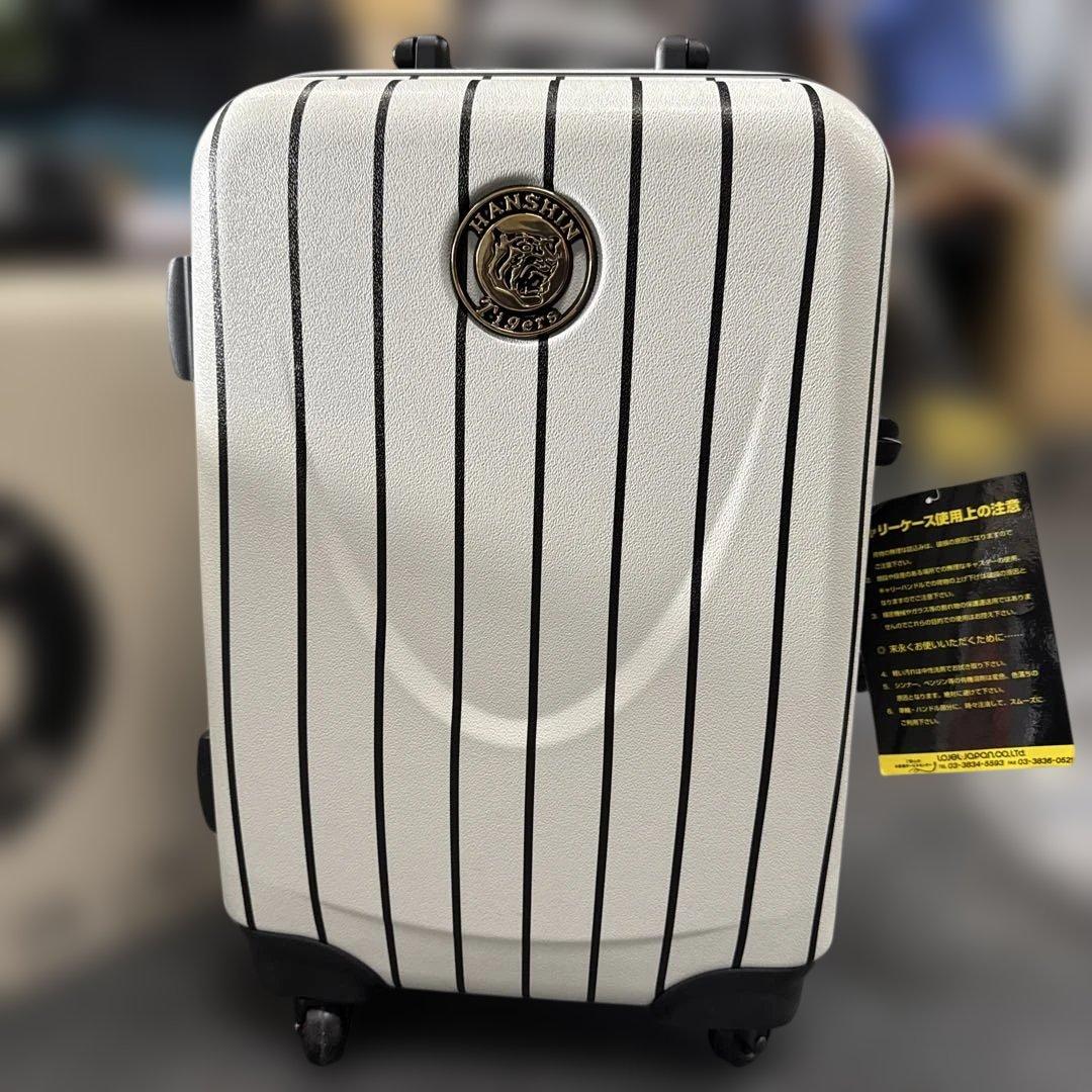②阪神タイガース　 キャリーケース 中型