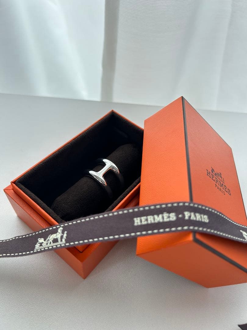 エルメスHERMES オスモズ　57（17号）　希少サイズ　新品未使用