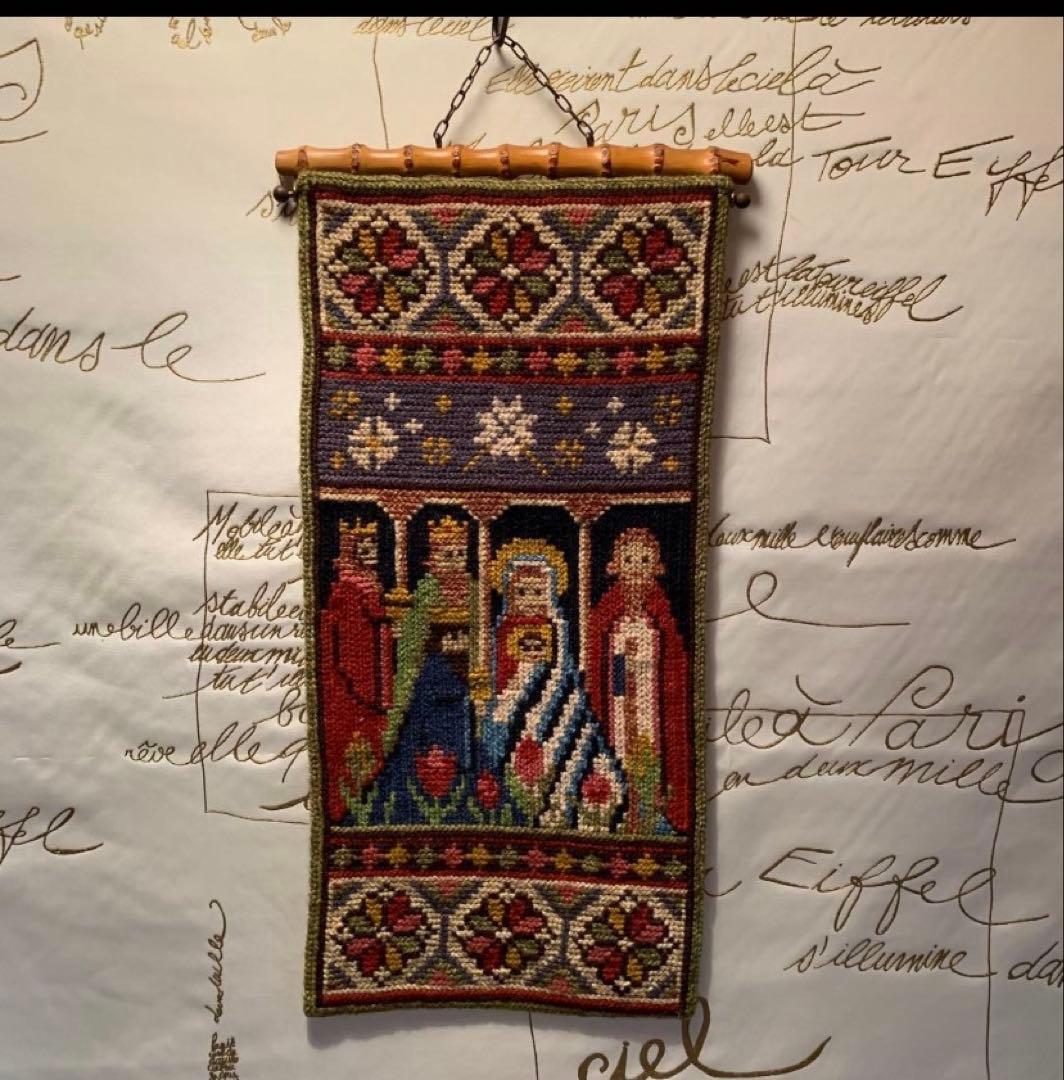 ビヨンヴィンブラッド　赤色のニモール窯のビンテージ天使のオーナメント！可愛い！