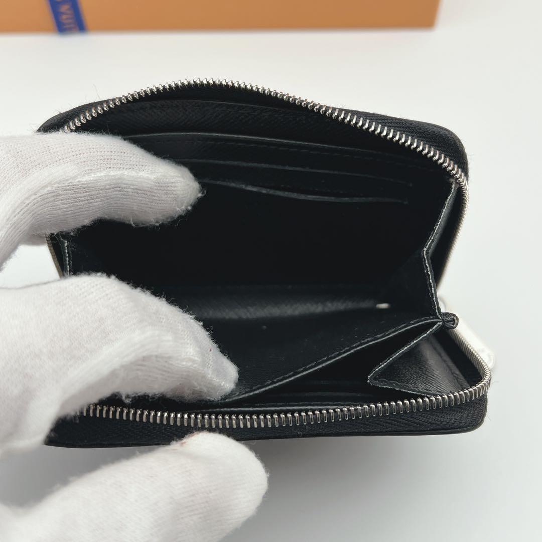 美品 ルイヴィトン ジッピー パース エピ 小銭入れ RFID A0006