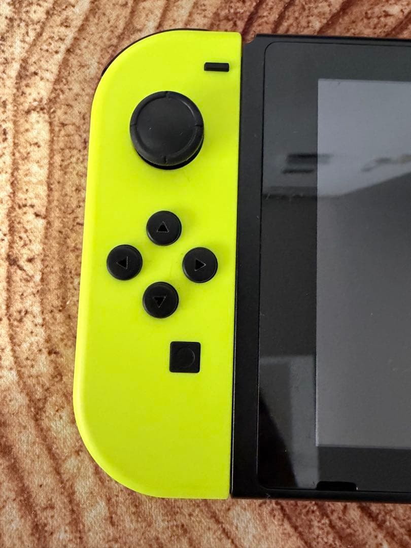 Nintendo Switch ニンテンドースイッチ本体　YEL/YEL 箱無し