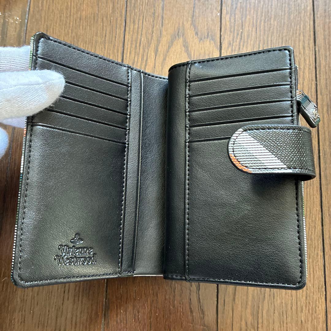 【未使用品】ヴィヴィアンウエストウッド サフィアーノ 折り財布 グリーン 箱付き