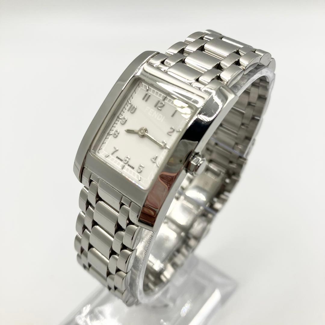 ピンクの猫 さま　　FENDI フェンディ 稼働品 クラシコ 7000L ホワイ