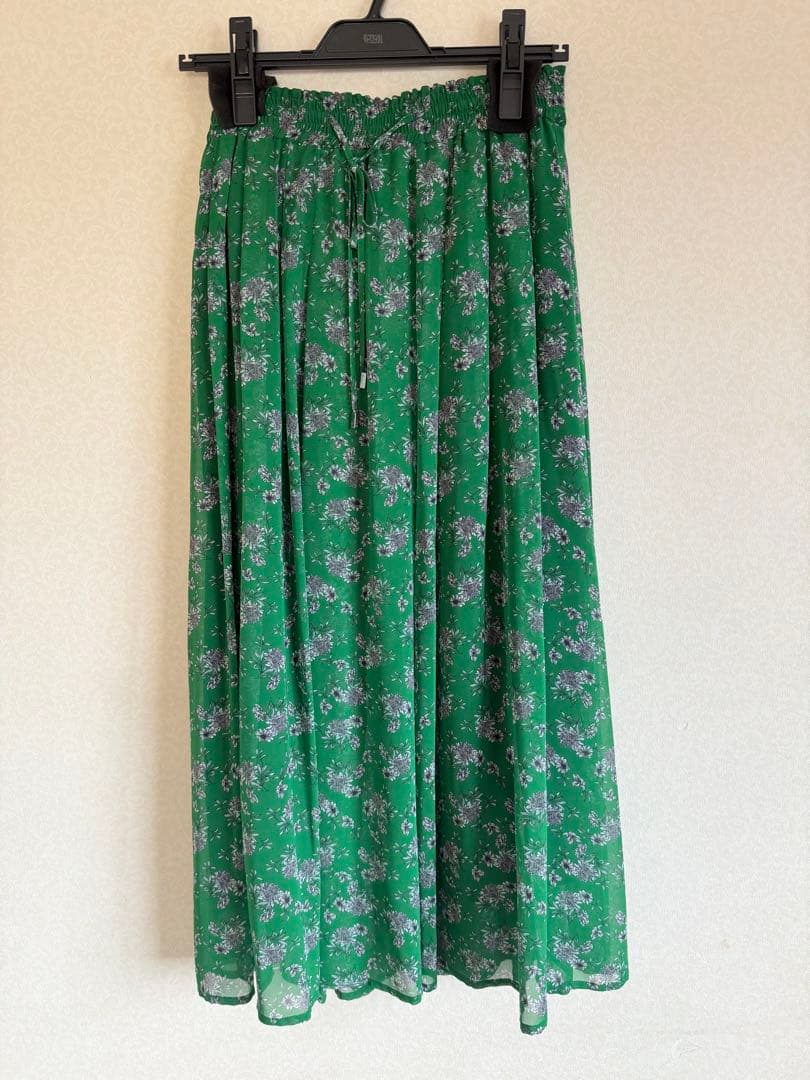 ANAYI ラインフラワープリントラッフル袖セットアップ