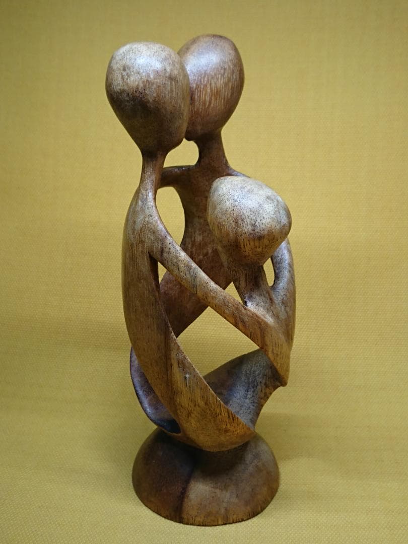 人形　木彫　アート　彫刻　オブジェ　置物　インテリア　工芸品　美術品　A1171