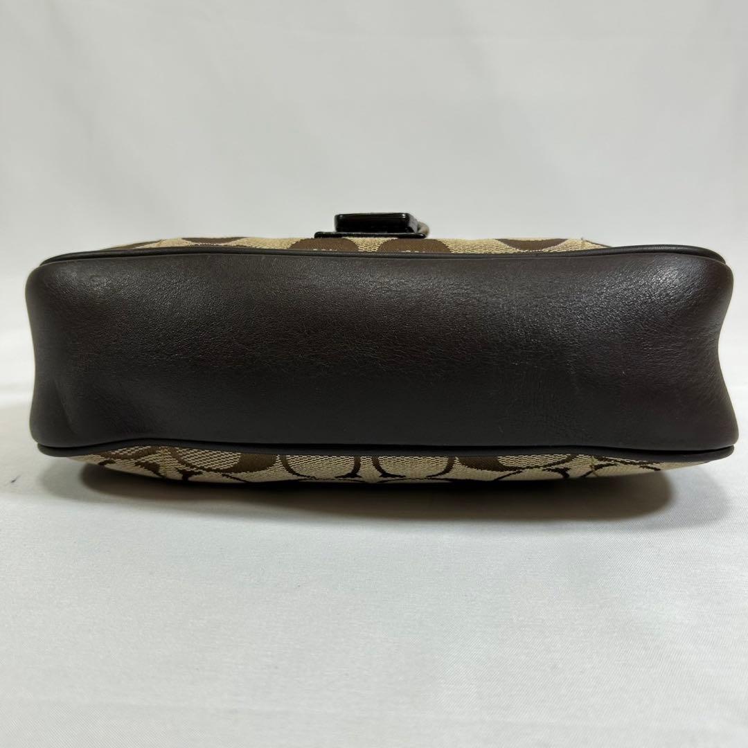 【極美品】コーチ 6362 ソーホー シグネチャー ワンハンドバッグ 肩掛け 茶