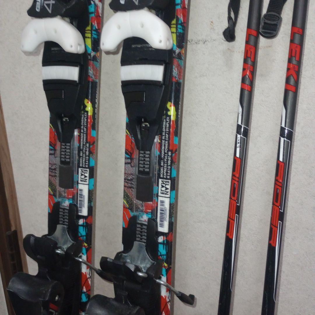 中古ジュニアスキーセット　ELAN PINBALL 130cm ポール付