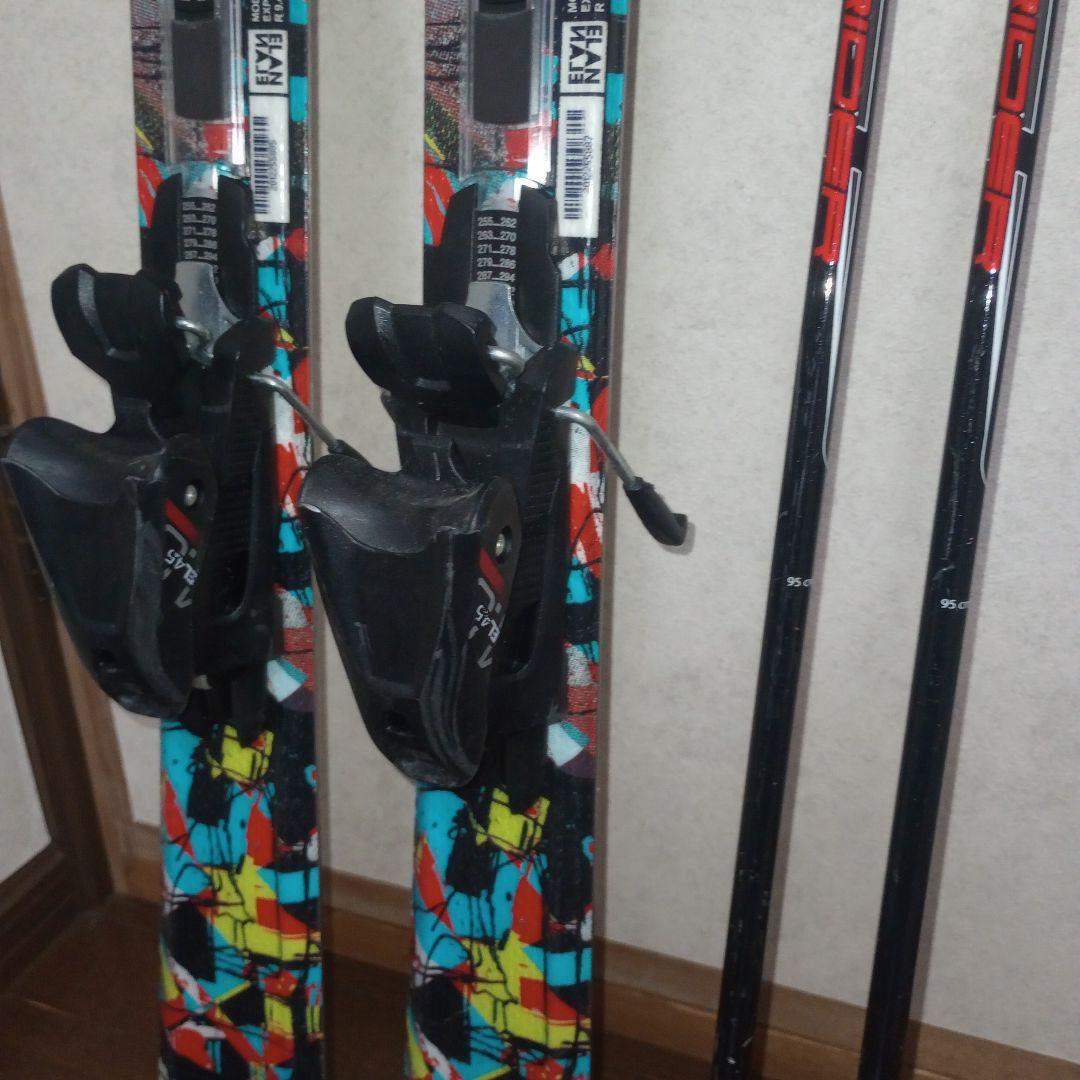 中古ジュニアスキーセット　ELAN PINBALL 130cm ポール付