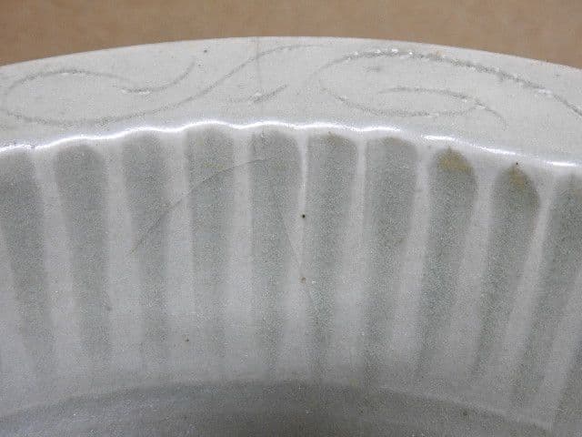 七官青磁三足鉢　　保存箱　MA１４４