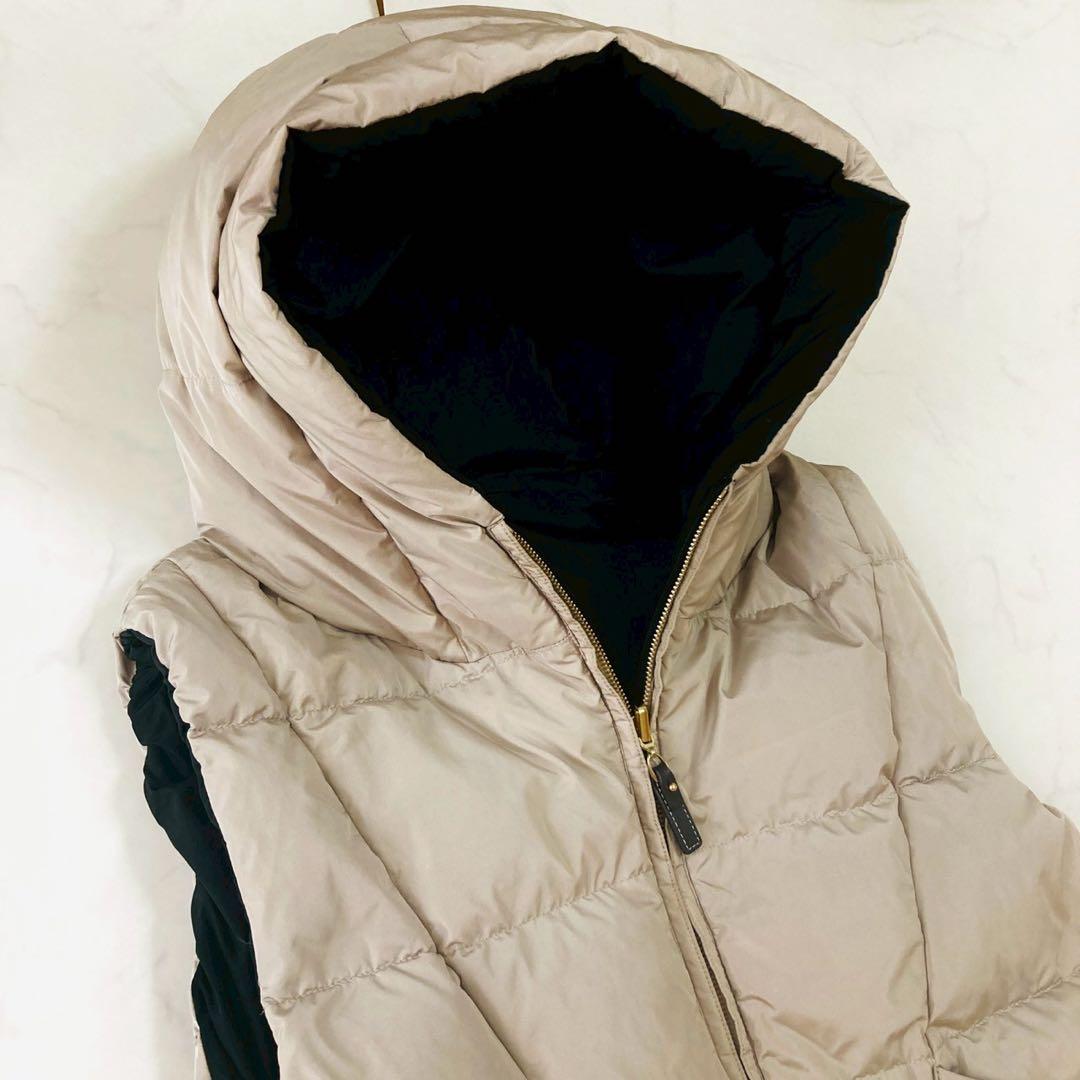 マックスマーラ　キューブ　リバーシブル　ダウンジレ　金ボタン　ロゴ刺繍　40