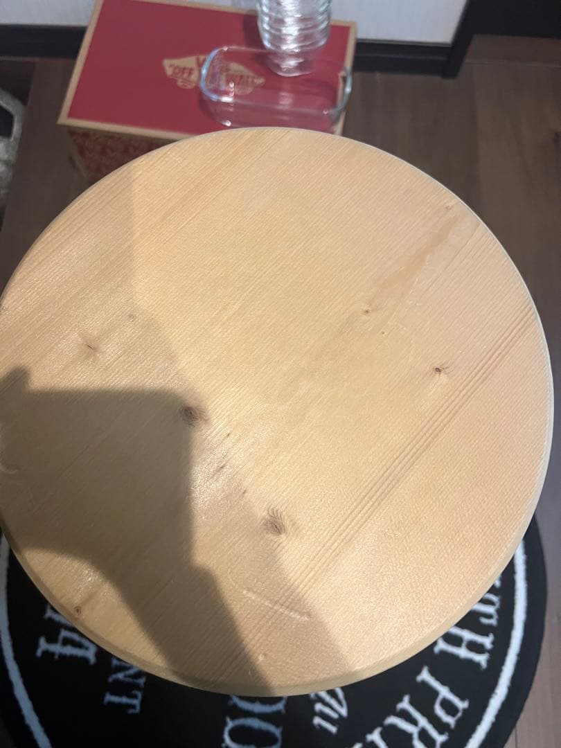 M&M ファーニチャー丸椅子