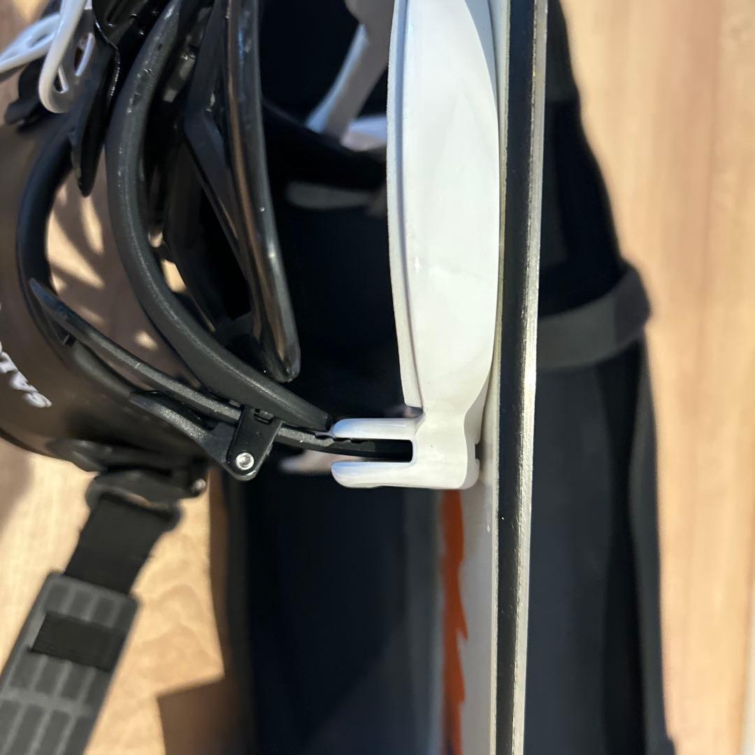 子供用スノーボードSalomon 100cm ビンディング、ケース付き