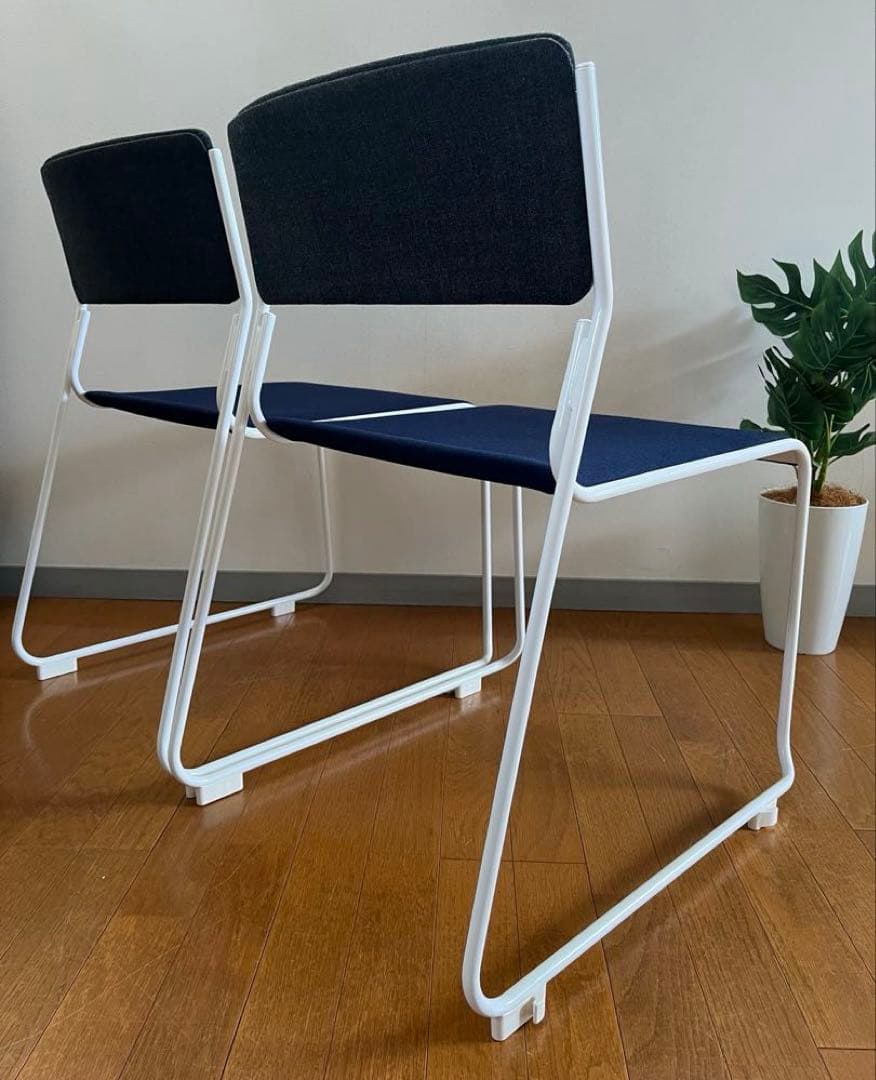 セイアローズ LEO スタッキングチェア 4脚　モダン　カフェ ダイニング