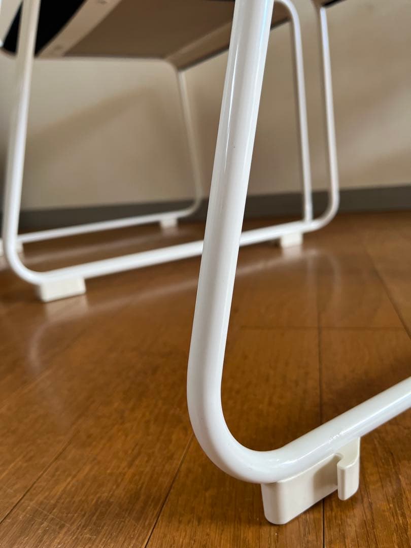 セイアローズ LEO スタッキングチェア 4脚　モダン　カフェ ダイニング