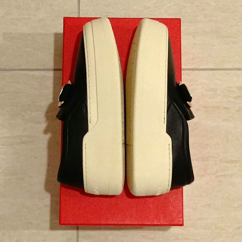 フェラガモ 6M スリッポン スニーカー ヴァラ ヴァリナ 靴