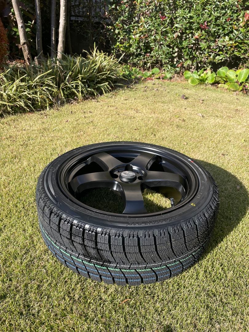 スタッドレスタイヤ 205/45R17 4本セット